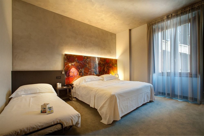 Imagen de la habitación del Hotel Arli Business and Wellness. Foto 8