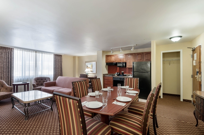 Imagen de la habitación del Hotel Arlington Court Suites, A Clarion Collection. Foto 4