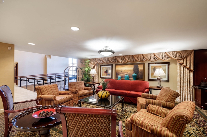 Imagen de los interiores del Hotel Arlington Court Suites, A Clarion Collection. Foto 16