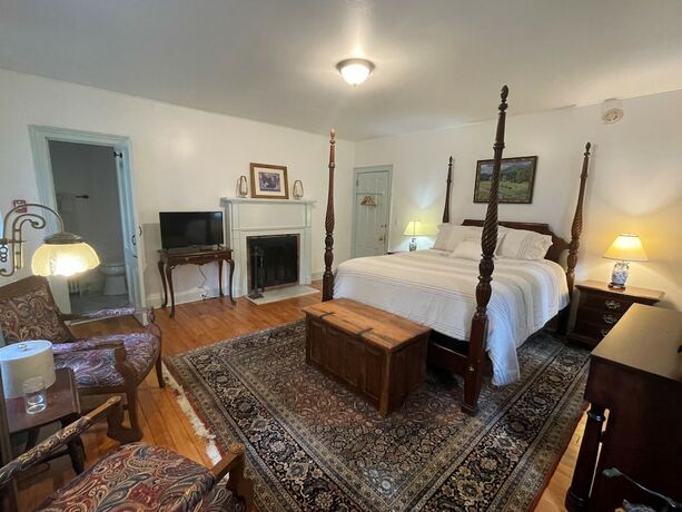 Imagen de la habitación del Hotel Arlington Inn, Arlington. Foto 13
