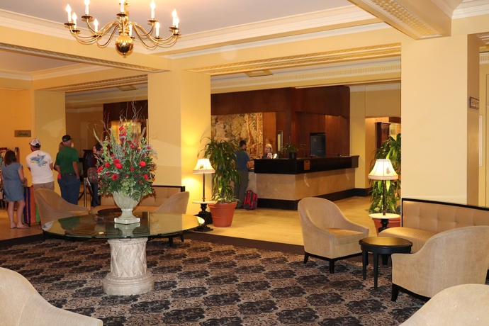Imagen de los interiores del Hotel Arlington Resort and Spa. Foto 16