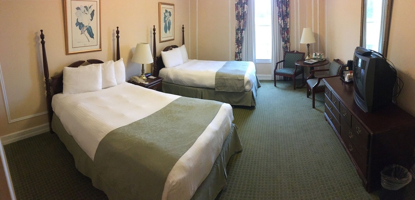 Imagen de la habitación del Hotel Arlington Resort and Spa. Foto 8