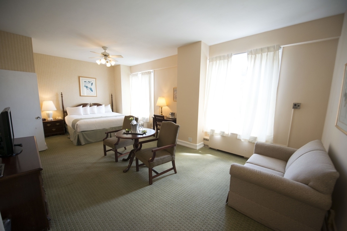 Imagen de la habitación del Hotel Arlington Resort and Spa. Foto 14