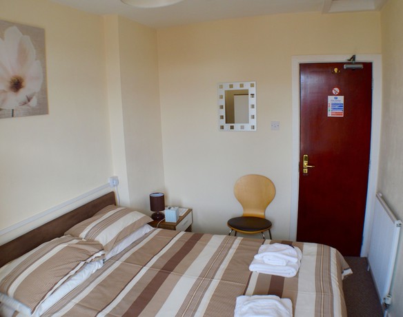 Imagen de la habitación del Hotel Arlingtons. Foto 10