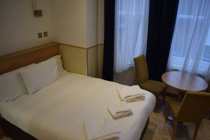 Imagen de la habitación del Hotel Arlo Apartments. Foto 14