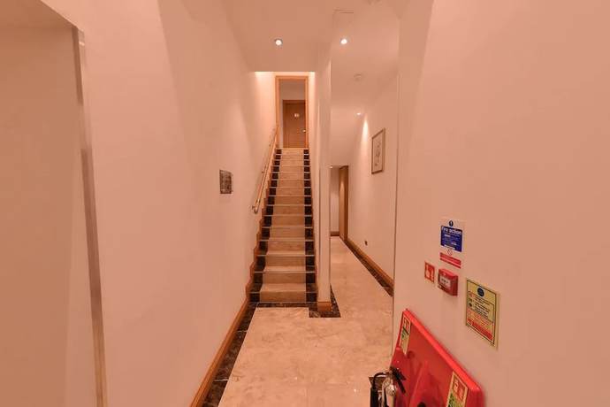 Imagen de los interiores del Hotel Arlo Apartments. Foto 18