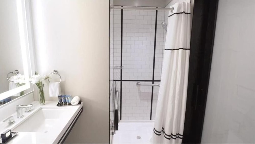 Imagen de la habitación del Hotel Arlo Chicago. Foto 14