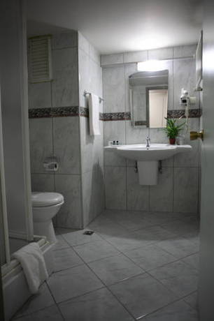 Imagen de la habitación del Hotel Arma, Manisa. Foto 2