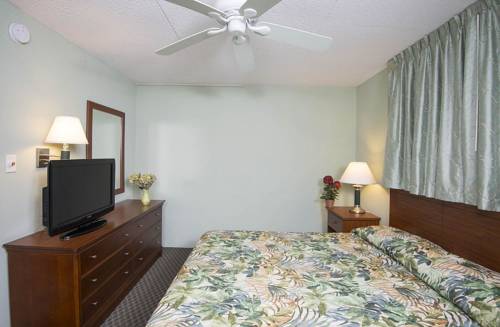 Imagen de la habitación del Hotel Armada By-the-sea. Foto 5