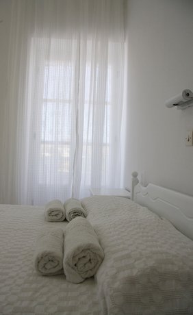 Imagen de la habitación del Hotel Armadoros Ios Backpackers. Foto 16