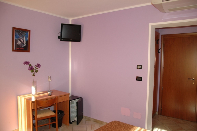 Imagen de la habitación del Hotel Armanac De Toubie. Foto 5
