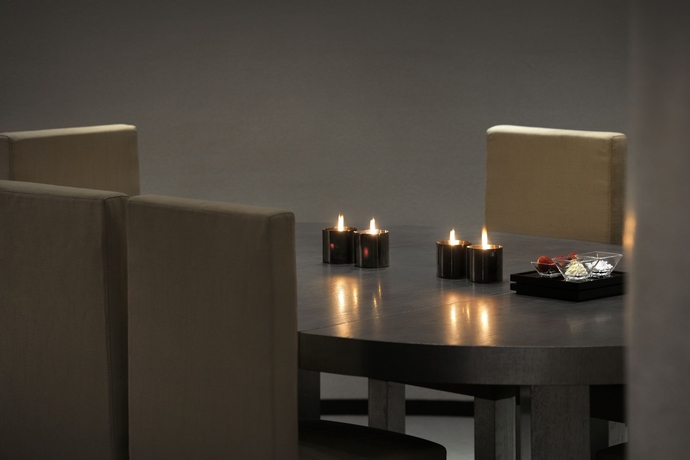 Imagen de la habitación del Hotel Armani Dubai. Foto 4