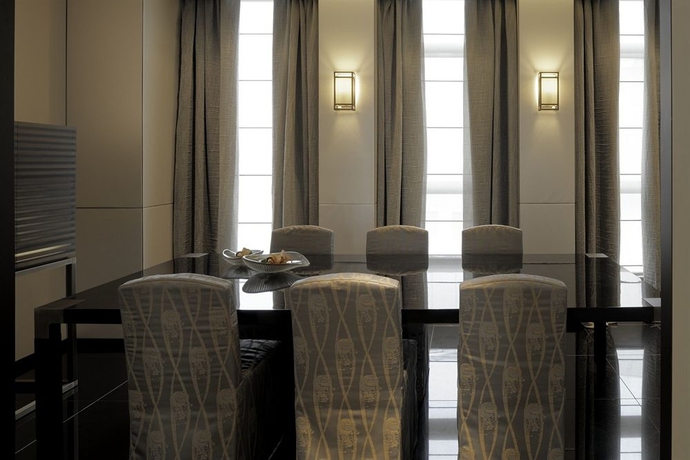 Imagen de la habitación del Hotel Armani Milano. Foto 5