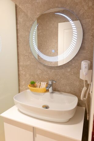 Imagen de la habitación del Hotel Armar. Foto 19