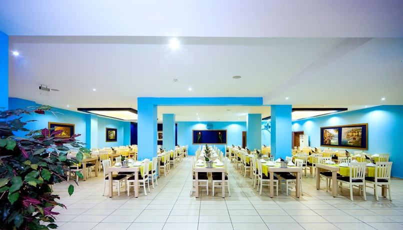 Imagen del bar/restaurante del Hotel Armas Bella Sun - All Inclusive. Foto 15