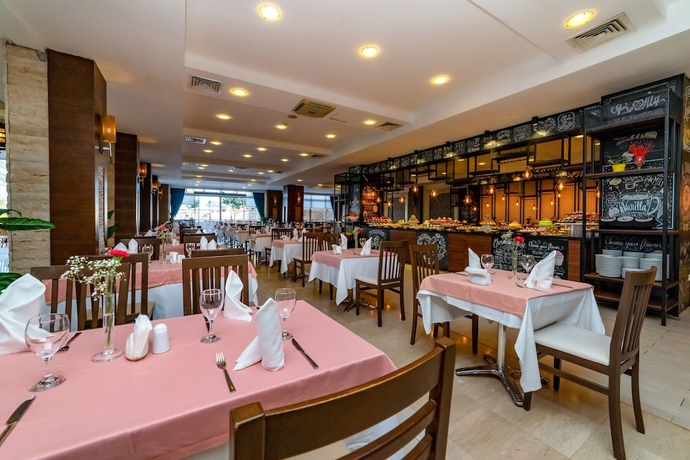 Imagen del bar/restaurante del Hotel Armas Gul Beach - All Inclusive. Foto 4