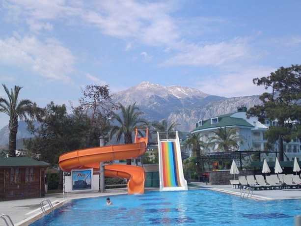 Imagen general del Hotel Armas Labada, &Ccedil;amyuva. Foto 4