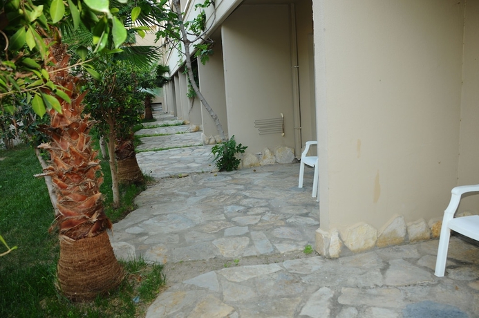 Imagen de la habitación del Hotel Armas Pemar Beach Resort. Foto 12