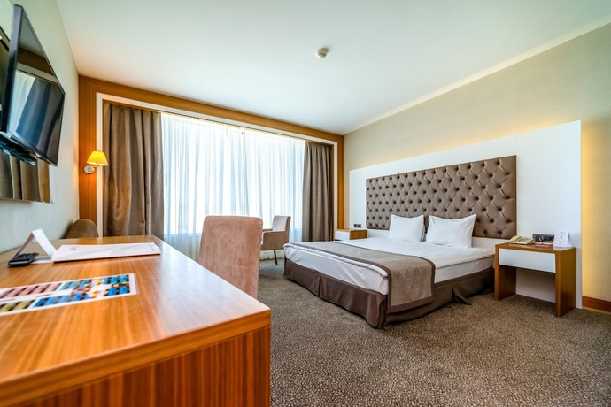 Imagen de la habitación del Hotel Armas Termal Resort. Foto 2