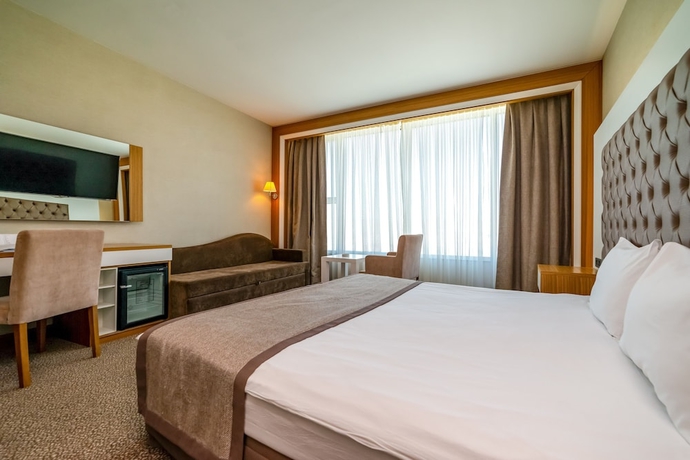 Imagen de la habitación del Hotel Armas Termal Resort. Foto 3