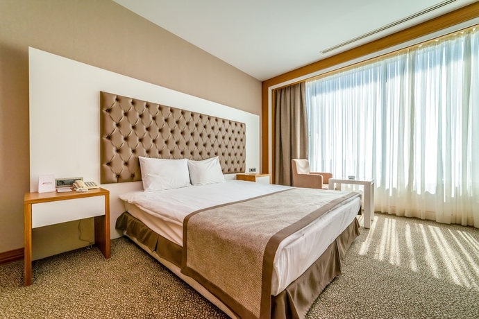 Imagen de la habitación del Hotel Armas Termal Resort. Foto 12