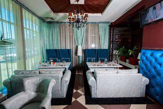 Imagen de los interiores del Hotel Armavir. Foto 17