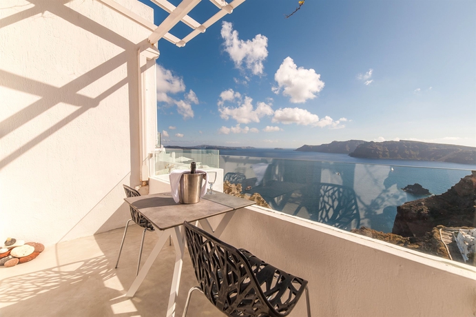 Imagen de la habitación del Hotel Armeni Village Rooms and Suites. Foto 2