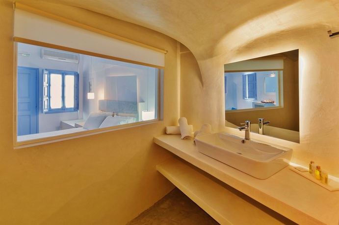 Imagen de la habitación del Hotel Armeni Village Rooms and Suites. Foto 8