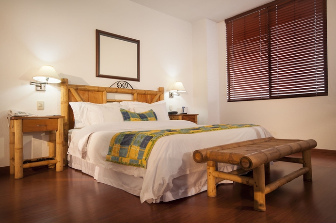 Imagen de la habitación del Hotel Armenia. Foto 10