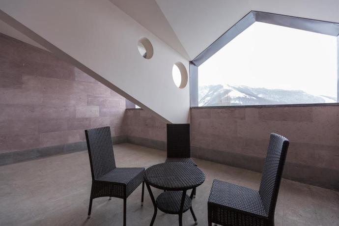 Imagen de los interiores del Hotel Armenia, Jermuk. Foto 7