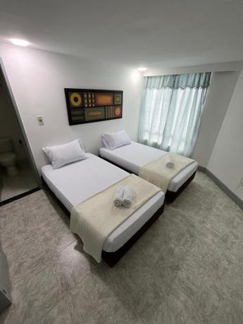 Imagen general del Hotel Armenia Lions. Foto 6