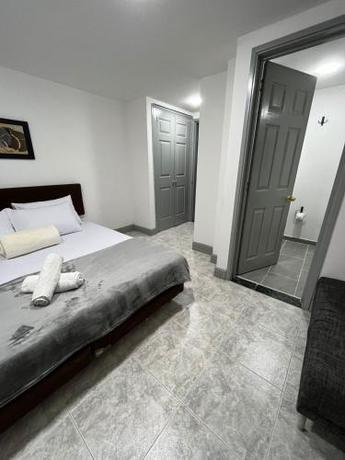 Imagen de la habitación del Hotel Armenia Lions. Foto 20
