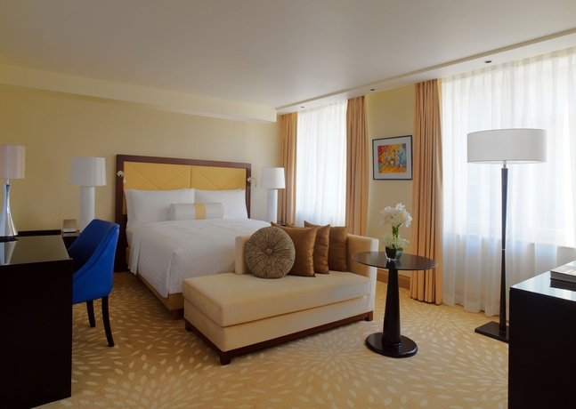 Imagen de la habitación del Hotel Armenia Marriott Yerevan. Foto 6