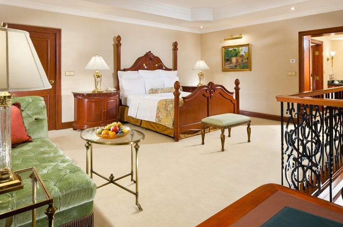 Imagen de la habitación del Hotel Armenia Marriott Yerevan. Foto 8