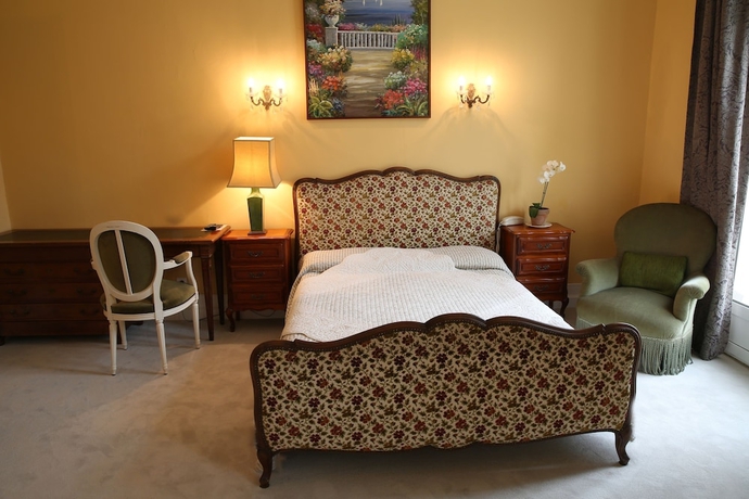 Imagen de la habitación del Hotel Armenonville. Foto 9