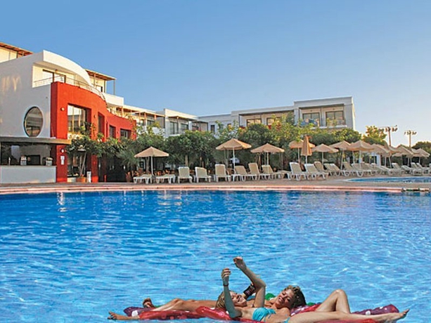 Imagen general del Hotel Arminda and Spa. Foto 3