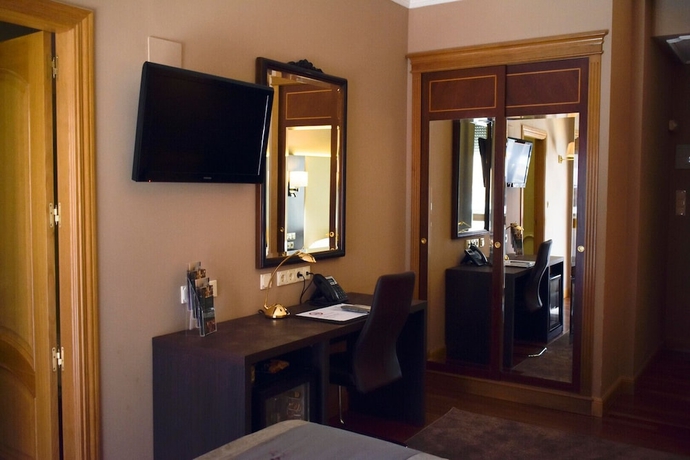 Imagen de la habitación del Hotel Armiñe. Foto 5