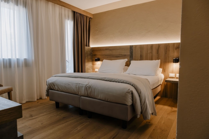 Imagen de la habitación del Hotel Armon Greenblu & Wellness. Foto 6