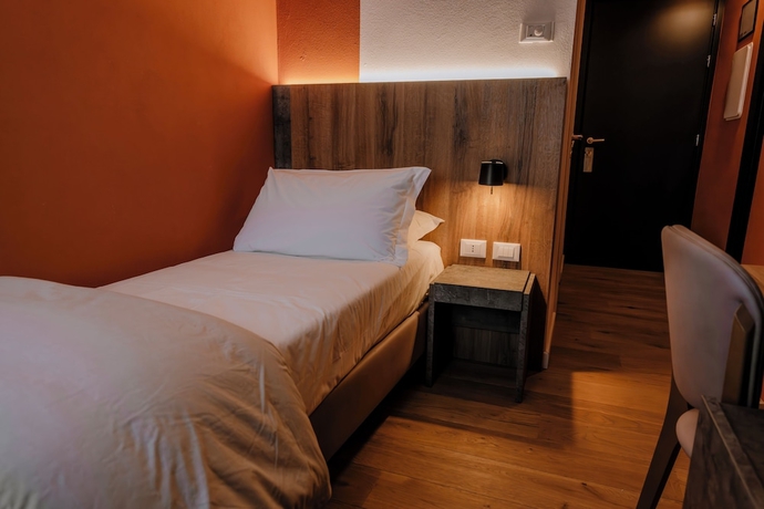Imagen de la habitación del Hotel Armon Greenblu & Wellness. Foto 10