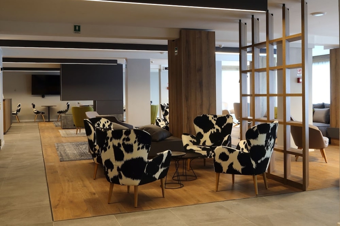 Imagen de los interiores del Hotel Armon Greenblu & Wellness. Foto 14