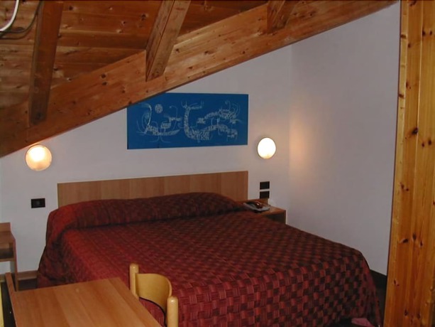 Imagen de la habitación del Hotel Armon Greenblu and Wellness. Foto 11