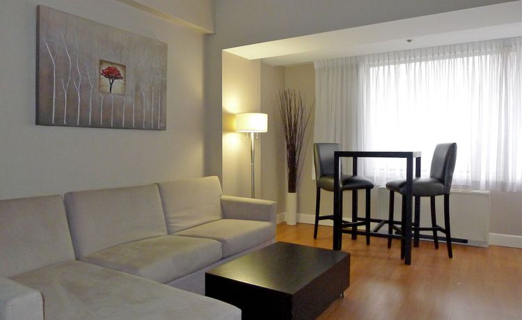 Imagen de la habitación del Hotel Armon Plaza Montreal Airpt, Trademark Collection By Wyndham. Foto 8