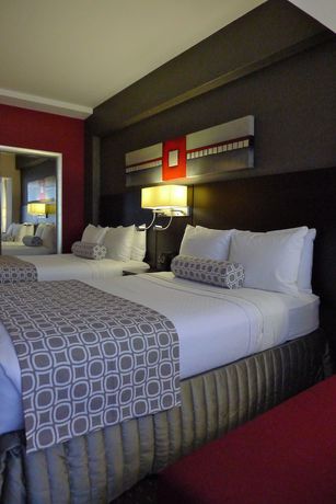 Imagen de la habitación del Hotel Armon Plaza Montreal Airpt, Trademark Collection By Wyndham. Foto 15