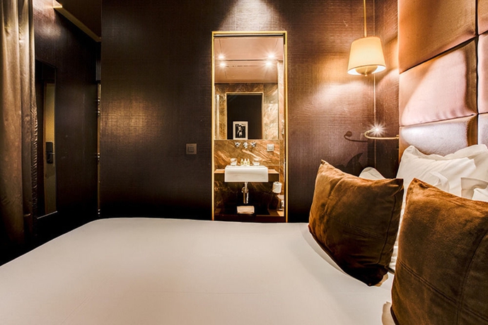 Imagen de la habitación del Hotel Armoni. Foto 4