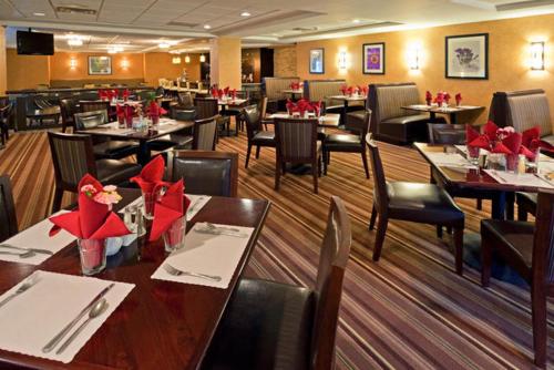 Imagen general del Hotel Armoni Inn & Suites. Foto 1