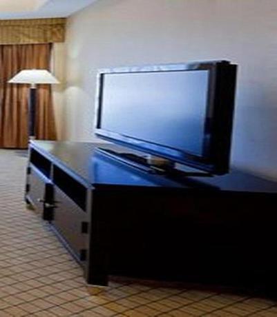 Imagen de la habitación del Hotel Armoni Inn & Suites. Foto 10