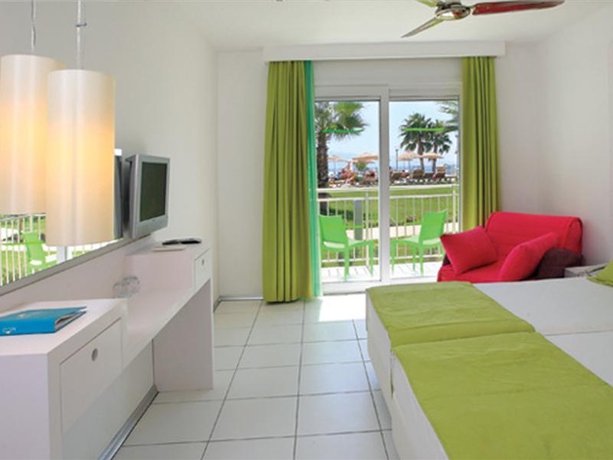 Imagen general del Hotel Armonia Holiday Village And Spa, Akyarlar. Foto 1