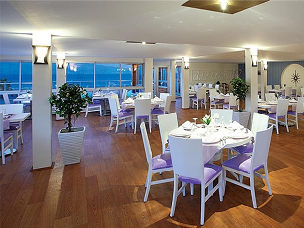 Imagen general del Hotel Armonia Holiday Village And Spa, Akyarlar. Foto 16