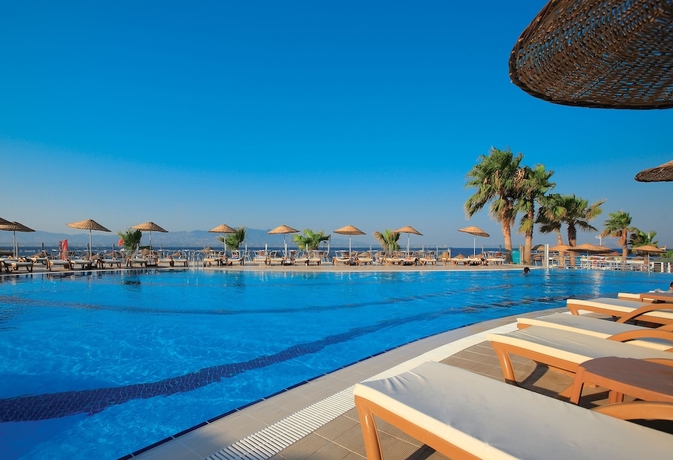 Imagen de la piscina del Hotel Armonia Holiday Village and Spa, Bodrum. Foto 17