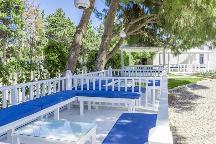 Imagen de los interiores del Hotel Armonia Holiday Village and Spa, Bodrum. Foto 14